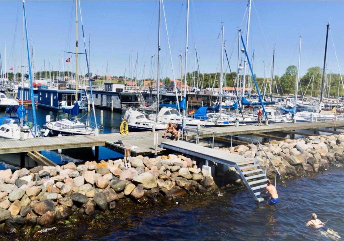 Hotel Hausboot-LaFe Flensburger Förde Egernsund Exterior foto